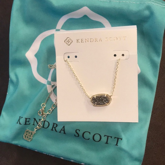 Kendra Scott Jewelry - Kendra Scott Elisa Necklace
